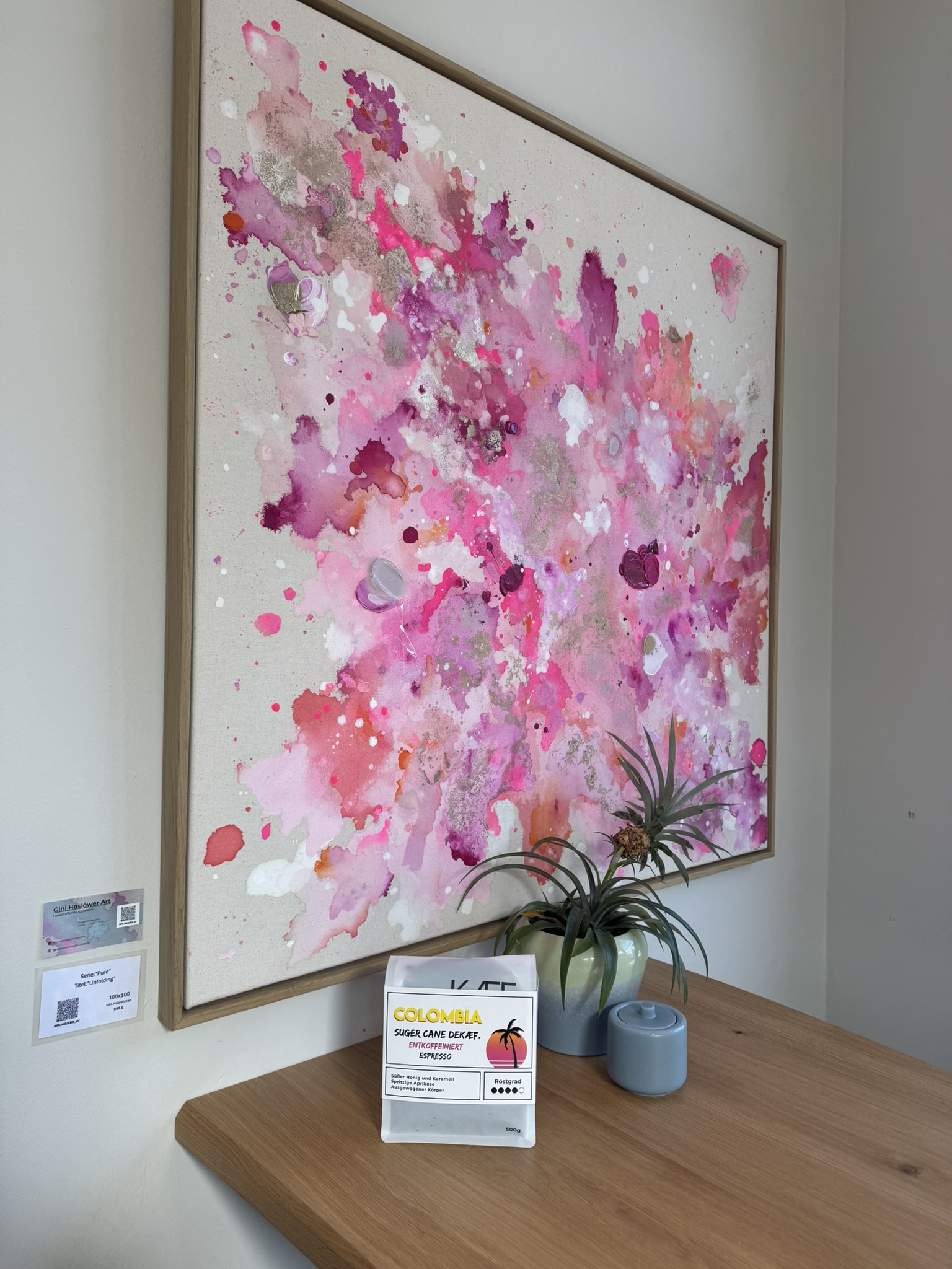 Pure-Unfolding, 2026, Acryl, Gold und Strukturelemente auf roher Baumwollleinwand, Ansicht 5